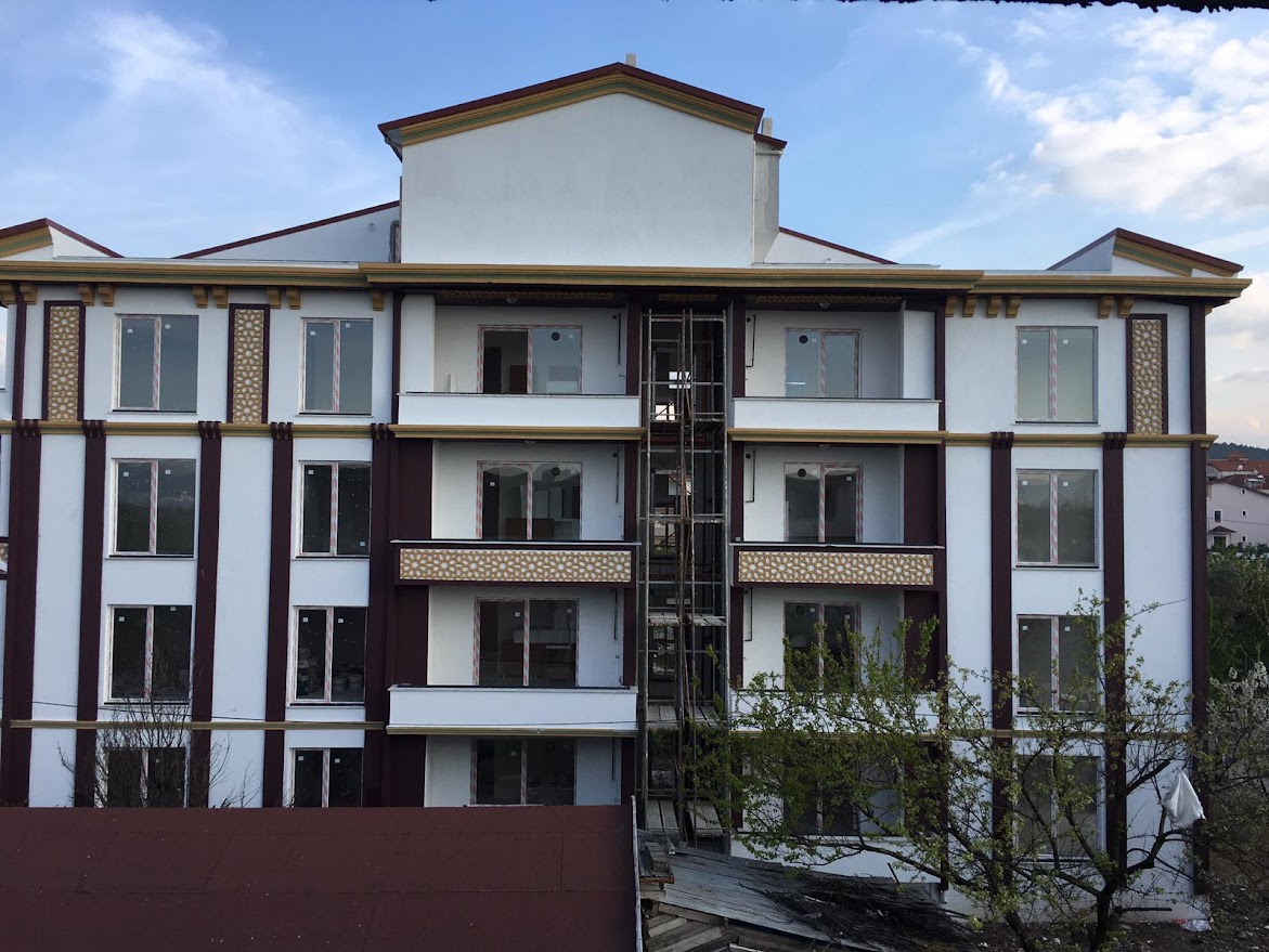 1150 M² 4 Katlı 8 Daireli Lüx Apartman