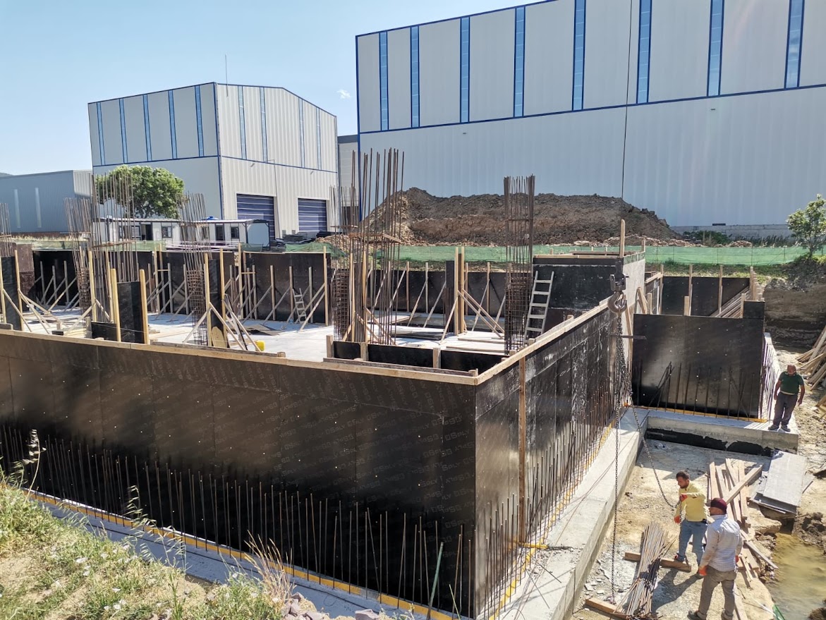 3 KATLI 2296 M² BETONARME YAPI