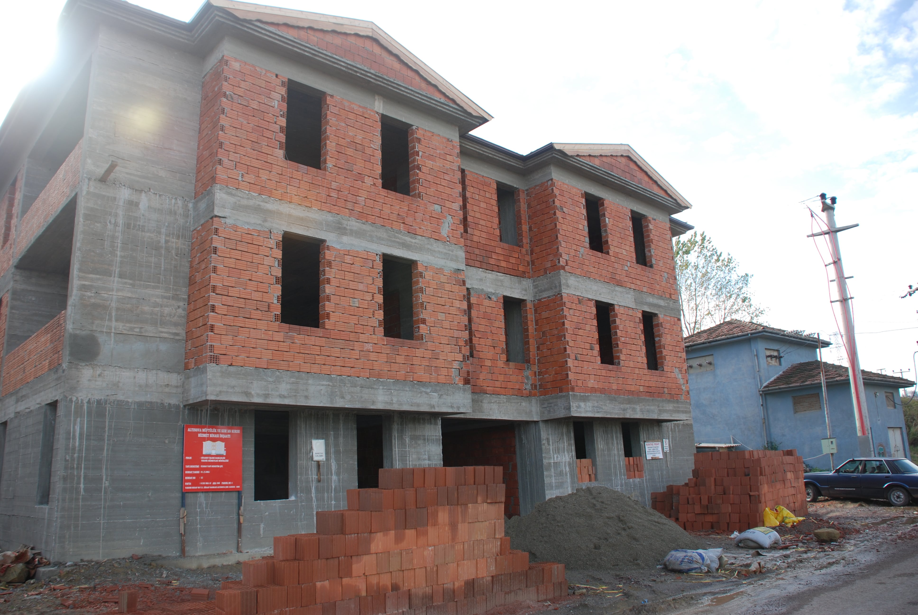 1200 M² Altınova Müftülük Binası