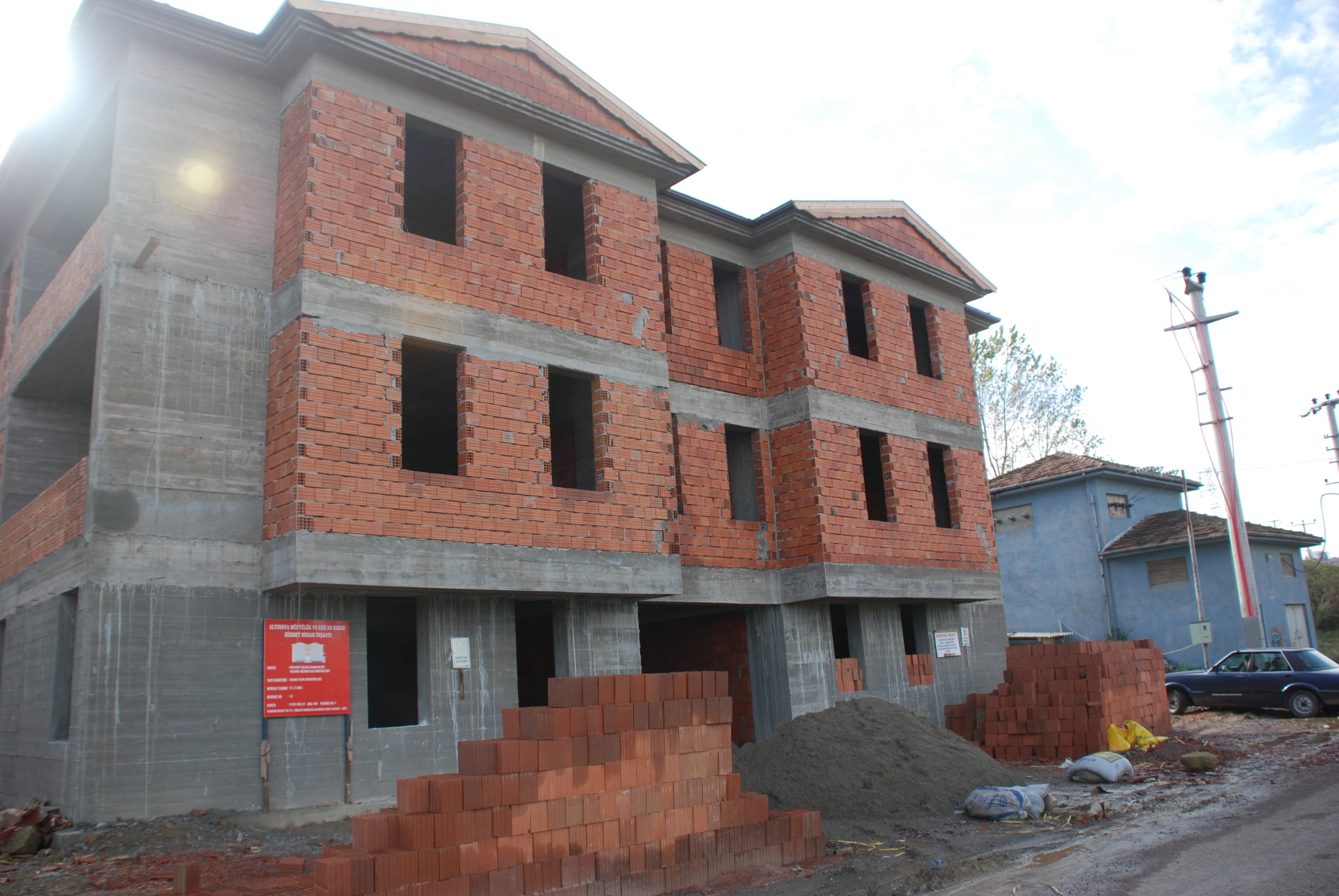 1200 M² Altınova Müftülük Binası
